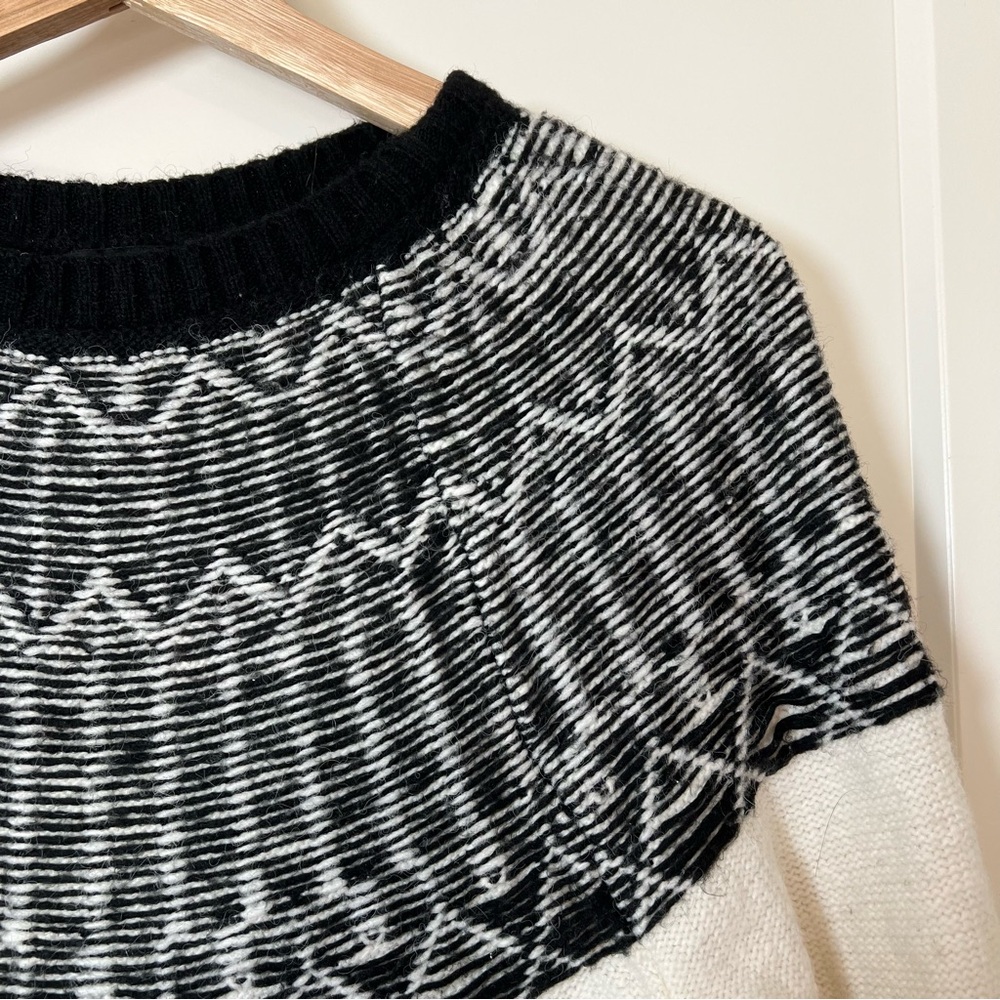 Talbots White & Black‎ Soft Knit Part Wool Blend Cozy Fall Sweater 🖤🕊️ - Picture 4 of 10